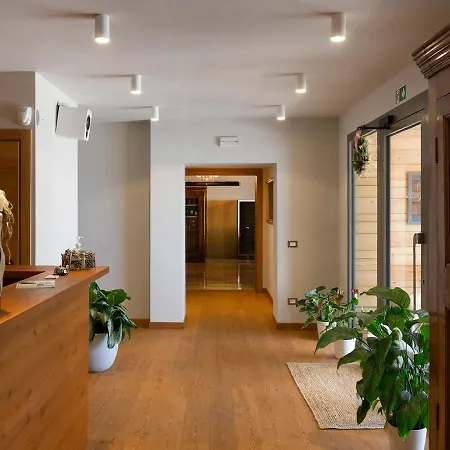 فندق Relais Sauc & - *