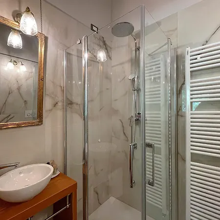 Relais Sauc & -